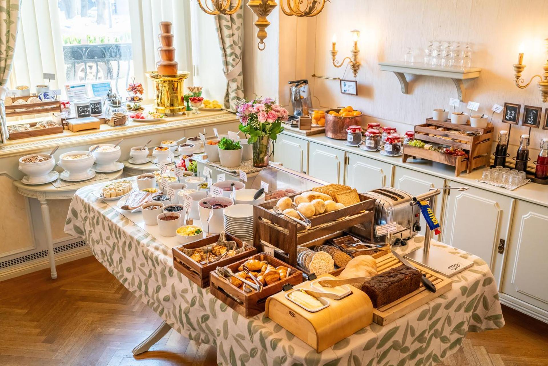 Hotel Astor فآسا المظهر الخارجي الصورة
